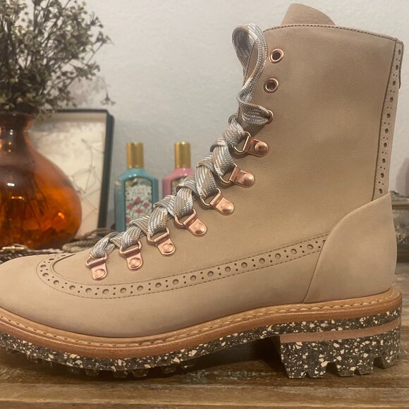 Office of Angela Scott Mr. Bernard Tan Leather Lug Sole Ankle Boots Sz.37 NWOT - Picture 8 of 11